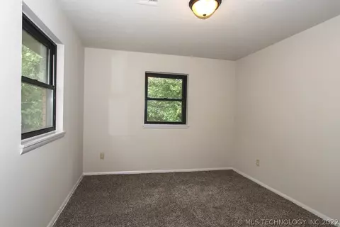9410 E 49th St, Tulsa, OK 74145 photo 26