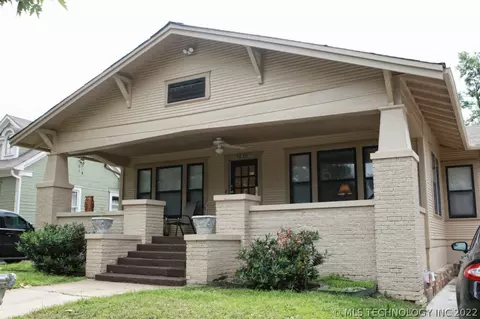 1820 E 16th Pl, Tulsa, OK 74104 photo 2