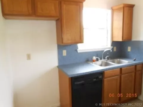 11861 E 36th St, Tulsa, OK 74146 photo 14