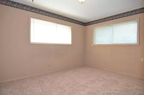 6788 E 26th Pl, Tulsa, OK 74129 photo 18