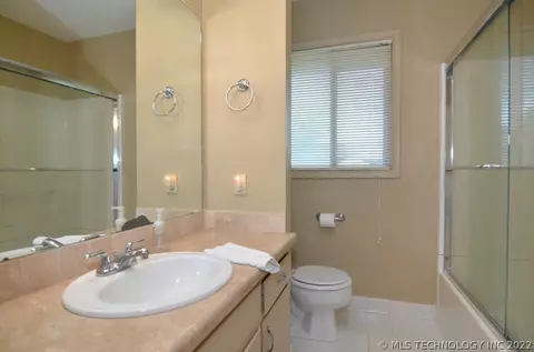 6788 E 26th Pl, Tulsa, OK 74129 photo 17