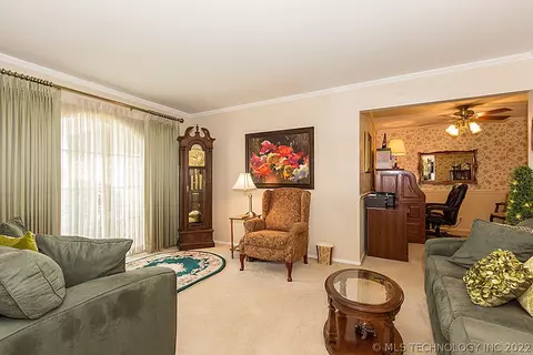 7267 E 57th St, Tulsa, OK 74145 photo 5
