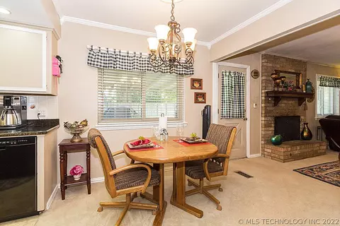 7267 E 57th St, Tulsa, OK 74145 photo 10