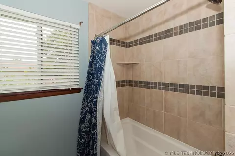 1583 E 59th Pl, Tulsa, OK 74105 photo 21