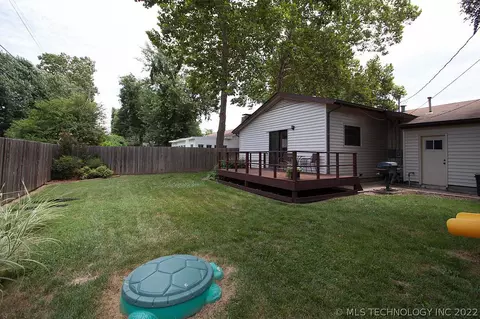 1583 E 59th Pl, Tulsa, OK 74105 photo 24