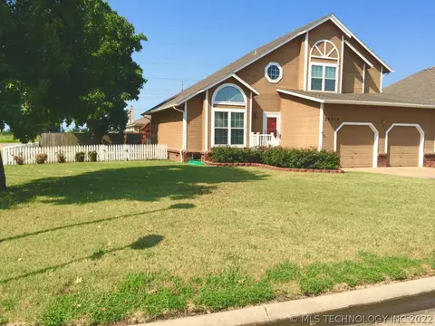 19403 E 37th St S, Broken Arrow, OK 74014 photo 1