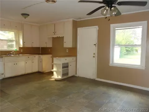 10945 E 4th St, Tulsa, OK 74128 photo 10