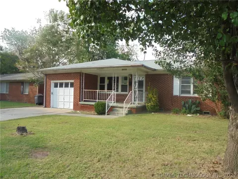 10945 E 4th St, Tulsa, OK 74128 photo 3