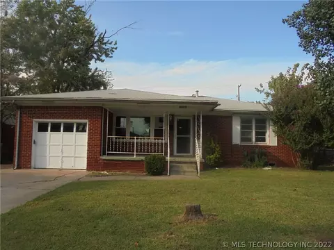 10945 E 4th St, Tulsa, OK 74128 photo 1