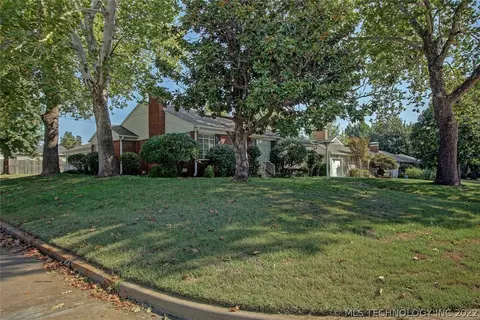 3703 E 24th St, Tulsa, OK 74114 photo 3