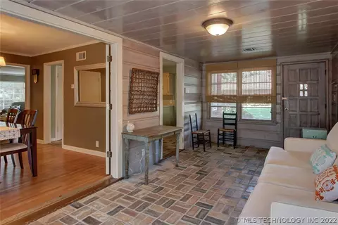 3703 E 24th St, Tulsa, OK 74114 photo 10