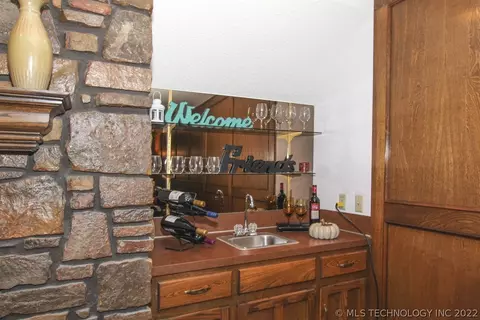6208 E 78th St, Tulsa, OK 74136 photo 9