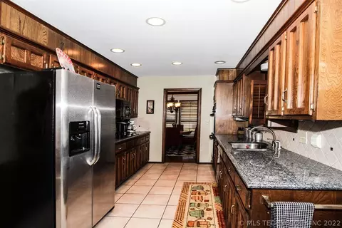 6208 E 78th St, Tulsa, OK 74136 photo 14