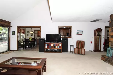 6208 E 78th St, Tulsa, OK 74136 photo 8