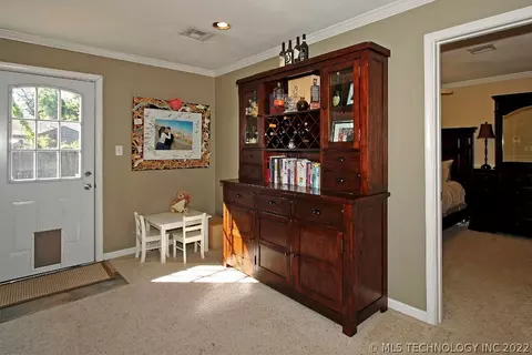 222 E 35th St, Tulsa, OK 74105 photo 11