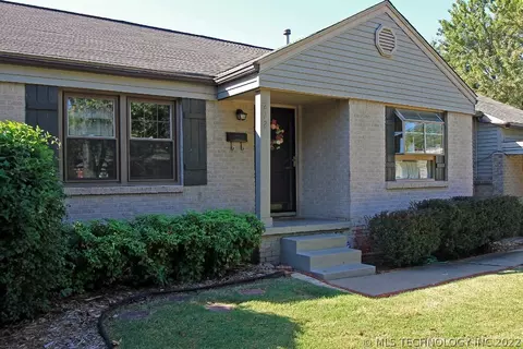 222 E 35th St, Tulsa, OK 74105 photo 2