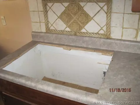 1746 E 56th St, Tulsa, OK 74105 photo 5