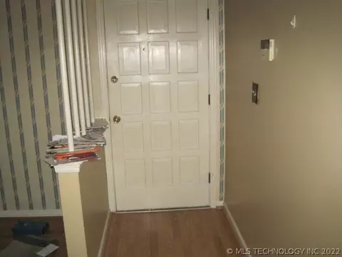 1746 E 56th St, Tulsa, OK 74105 photo 2
