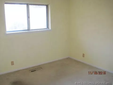 1746 E 56th St, Tulsa, OK 74105 photo 9