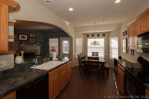 21460 E 39th Pl, Broken Arrow, OK 74014 photo 10