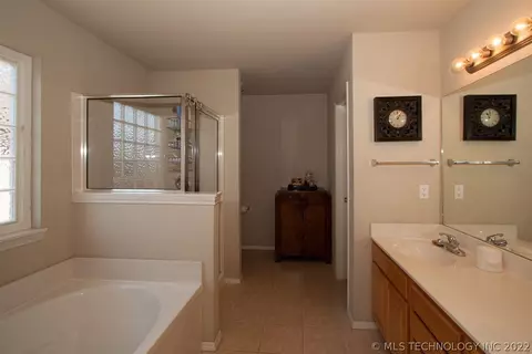 21460 E 39th Pl, Broken Arrow, OK 74014 photo 16