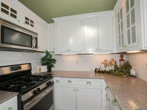 1341 E 36th St, Tulsa, OK 74105 photo 12