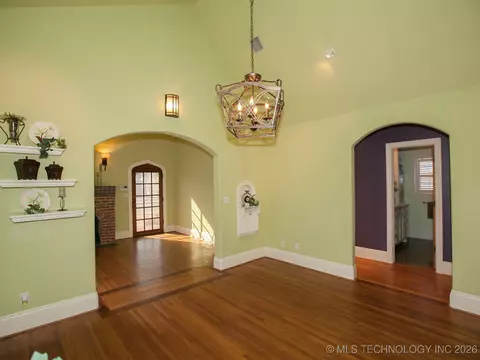 1341 E 36th St, Tulsa, OK 74105 photo 8