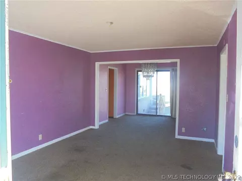 6213 E King Pl, Tulsa, OK 74115 photo 4