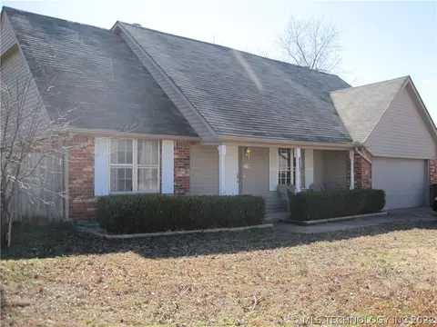 12128 E 37th Pl, Tulsa, OK 74146 photo 1