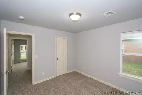1136 E 146th Ct S, Glenpool, OK 74033 photo 23