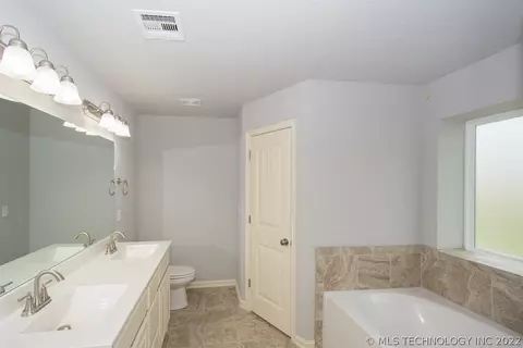 1136 E 146th Ct S, Glenpool, OK 74033 photo 15