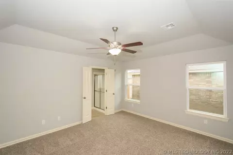1136 E 146th Ct S, Glenpool, OK 74033 photo 12