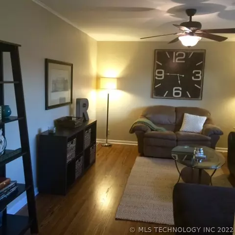 5343 E 28th St, Tulsa, OK 74114 photo 6