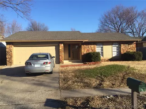 11823 E 64th St, Broken Arrow, OK 74012 photo 1