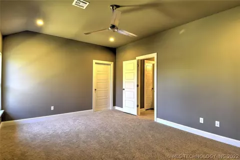1436 E 33rd St, Tulsa, OK 74105 photo 18