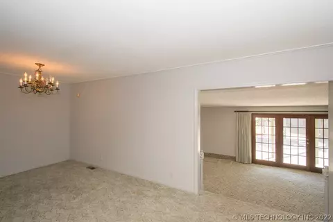 4012 E 25th Pl, Tulsa, OK 74114 photo 11