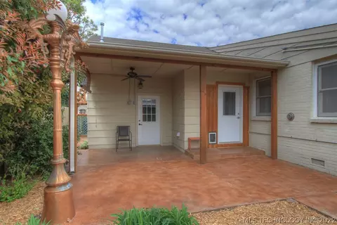 222 E 35th Pl, Tulsa, OK 74105 photo 23