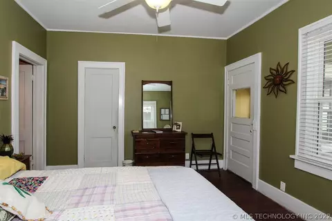 1935 E 13th Pl, Tulsa, OK 74104 photo 18