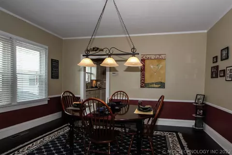 1935 E 13th Pl, Tulsa, OK 74104 photo 6