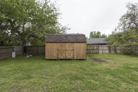 1044 E 144th Pl, Glenpool, OK 74033 photo 23
