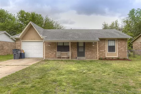 1044 E 144th Pl, Glenpool, OK 74033 photo 1