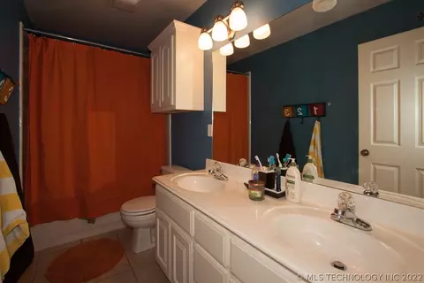 19724 E 50th St, Broken Arrow, OK 74014 photo 16