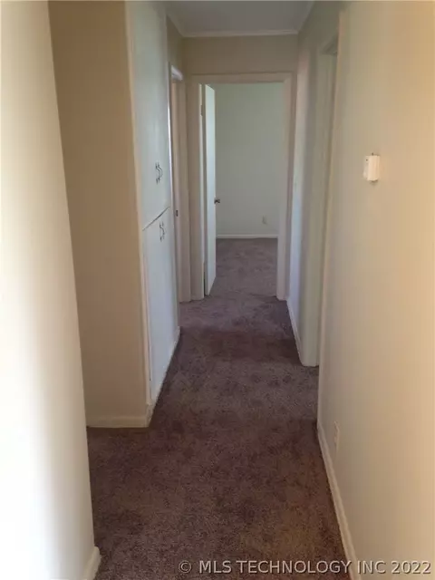 1558 E 59th St, Tulsa, OK 74105 photo 11