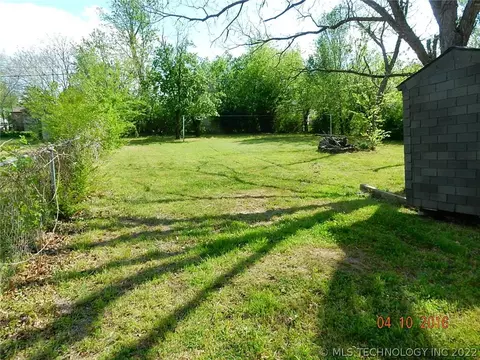 4244 E Young Pl, Tulsa, OK 74115 photo 3