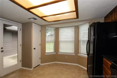 9319 E 100th St, Tulsa, OK 74133 photo 15