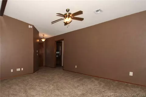 9319 E 100th St, Tulsa, OK 74133 photo 7
