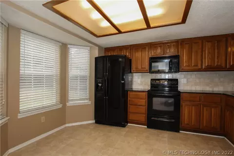 9319 E 100th St, Tulsa, OK 74133 photo 13