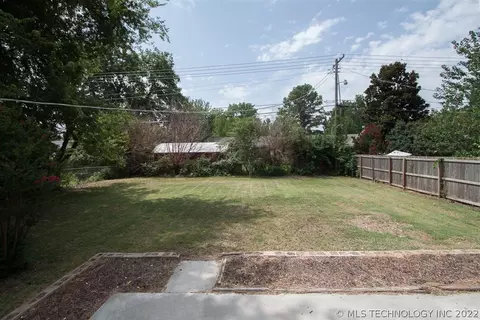 3930 E 37th Pl, Tulsa, OK 74135 photo 27