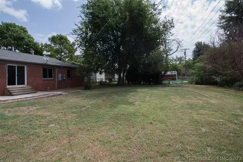 3930 E 37th Pl, Tulsa, OK 74135 photo 29
