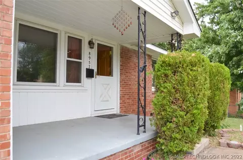 8957 E Marshall Pl, Tulsa, OK 74115 photo 3